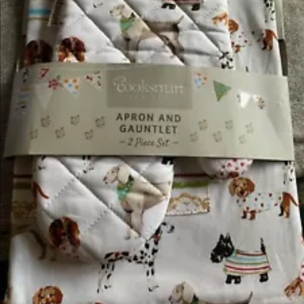 Cookmart Dog Print Apron And Mott 2 Piece Set.